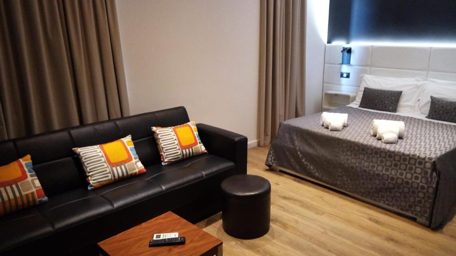 Ottomood B&B And Apartments Tremestieri Etneo Cameră foto